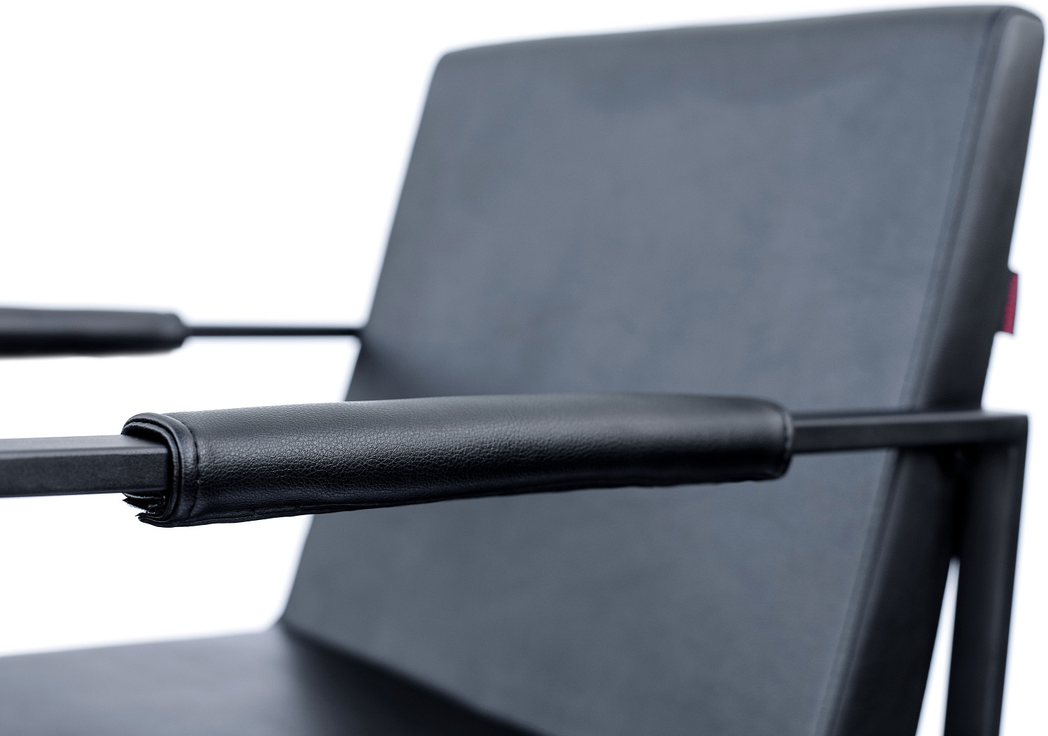  Hairway Styling Chair "John" black with round base 
